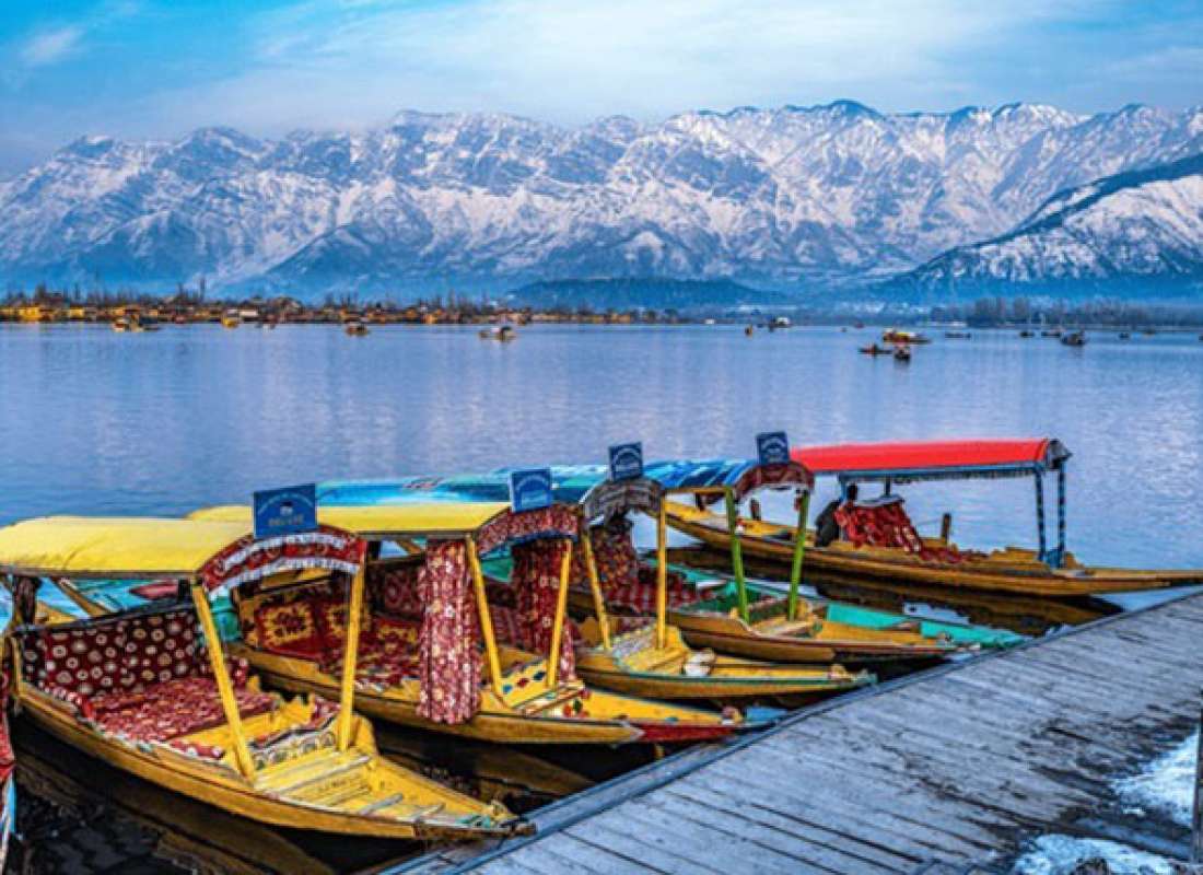 Majestic Kashmir Journey, Culture, Cuisine, and Landscapes